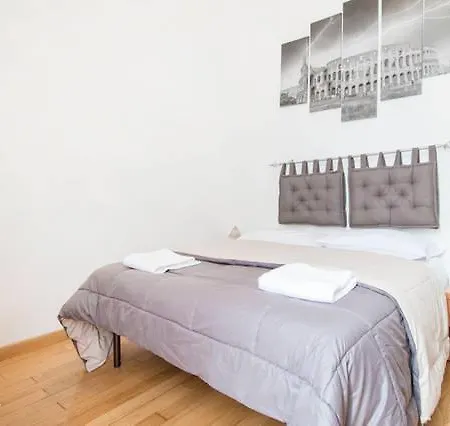 Bed and breakfast New House 3*