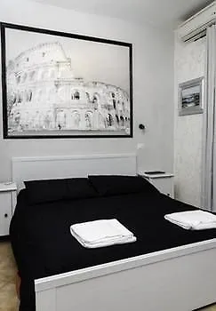 住宿加早餐酒店 New House 3*