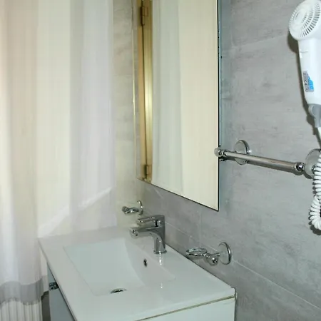 New House 3* Rom